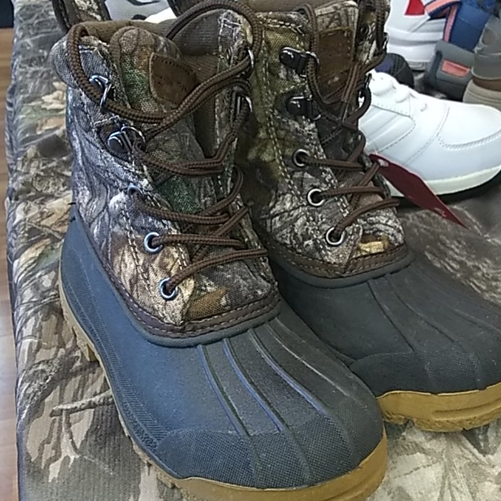 Camo duck boots! Size 13